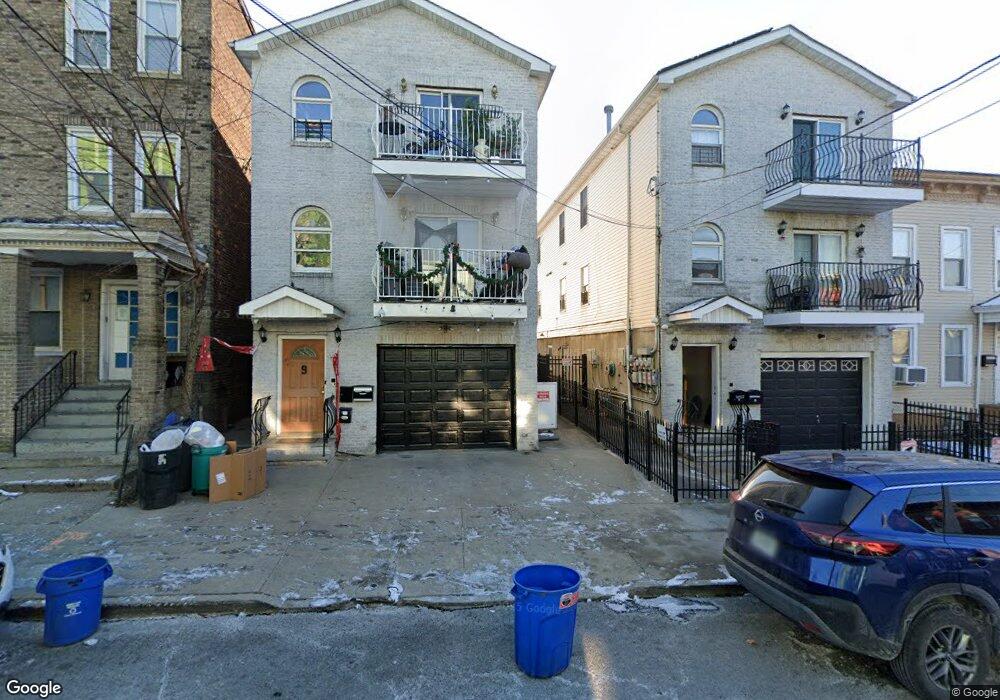 9 Morton Place unit 2, Jersey City, NJ 07305 - photo 1