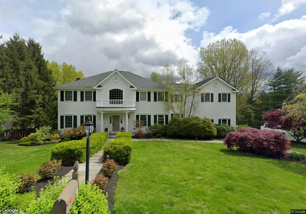 35 Hollow Tree Rd, Briarcliff Manor, NY 10510 - photo 1