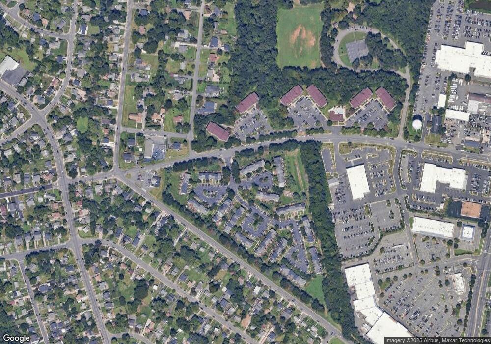 8582 Cabot Ct, Manassas, VA 20111 - photo 1