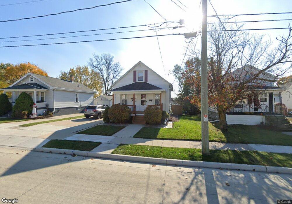 1919 25th St, Two Rivers, WI 54241 - photo 1