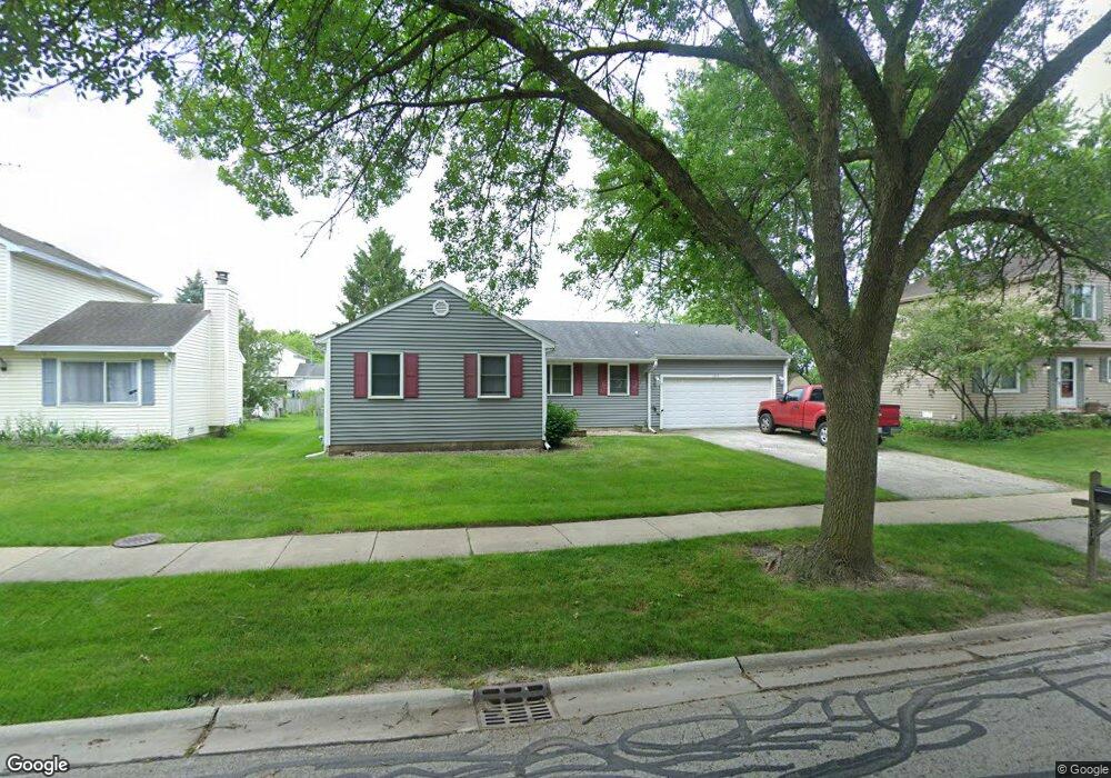 1212 River Oak Dr, Naperville, IL 60565 - photo 1