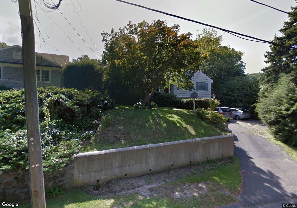 14 Fado Ln, Cos Cob, CT 06807 - photo 1