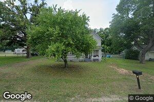 404 E 12th St, Tishomingo, OK 73460