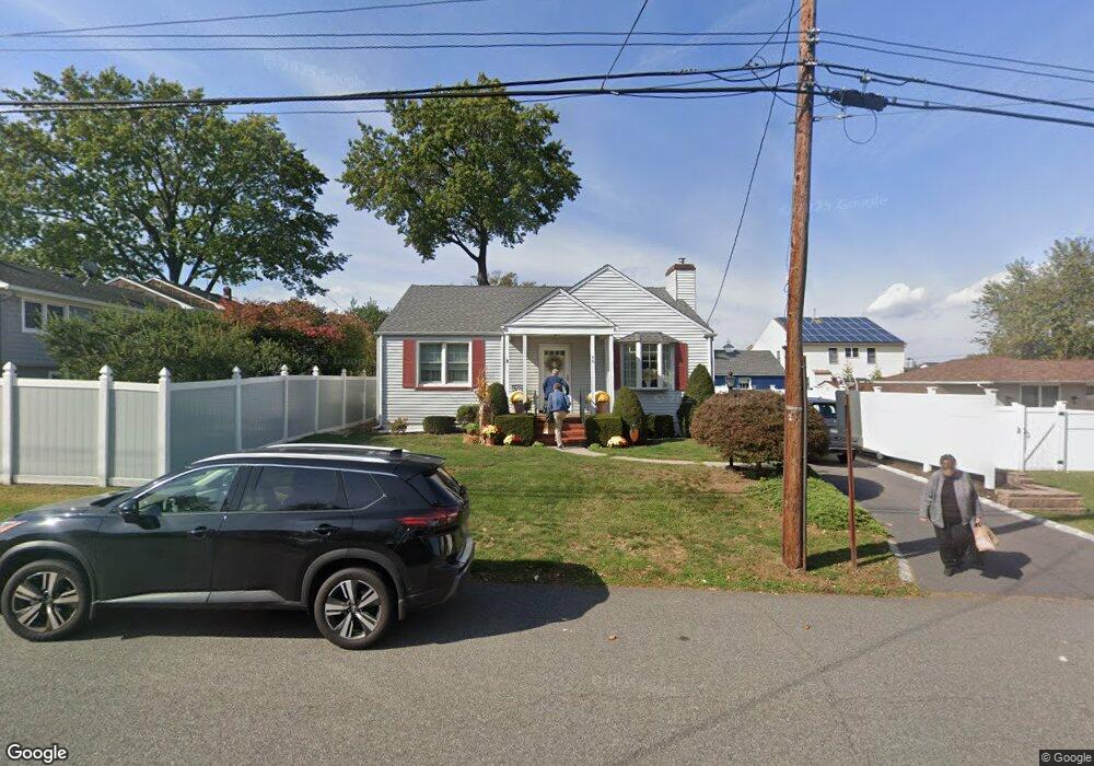 56 Sherman St, Sewaren, NJ 07077 - photo 1