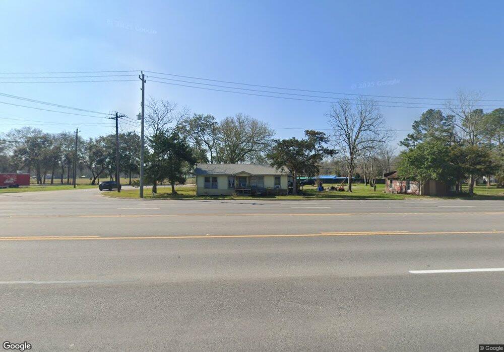 1595 W Highway 6, Alvin, TX 77511 - photo 1