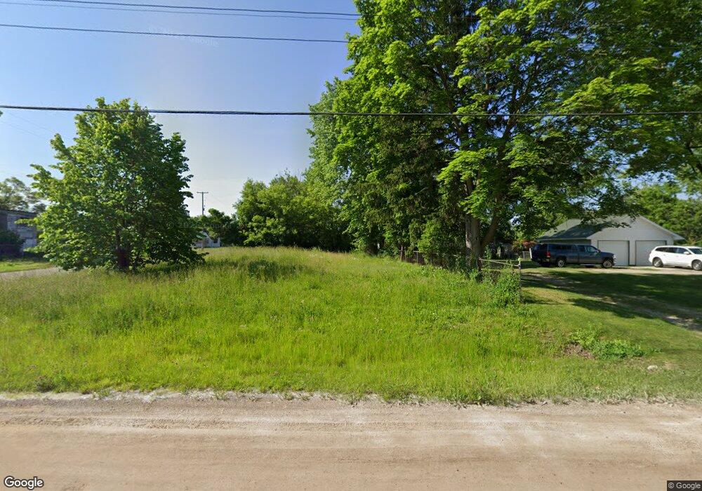 1143 W Yale Ave, Flint, MI 48505 - photo 1