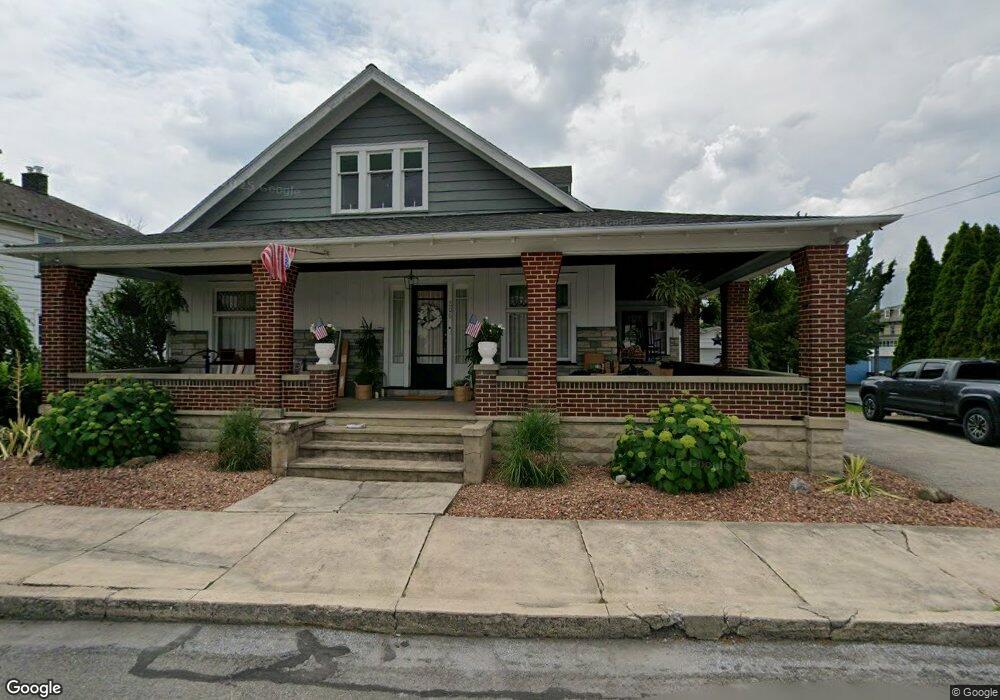 206 Washington St, Walnutport, PA 18088 - photo 1