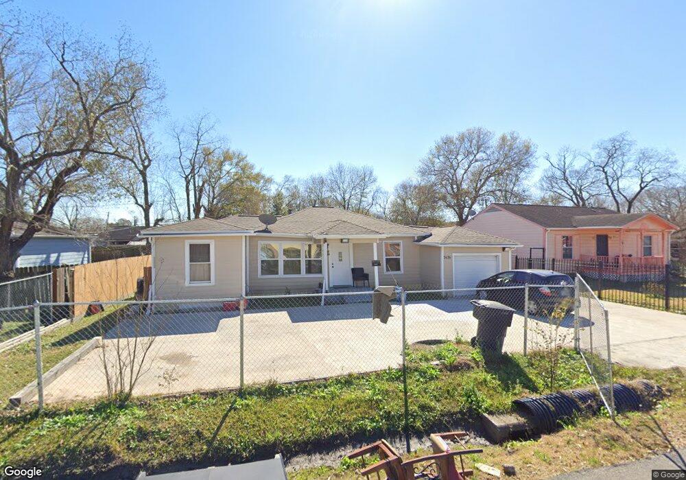 7426 Bradford St, Houston, TX 77087 - photo 1