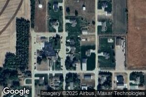 705 N 3rd St, Plainview, NE 68769