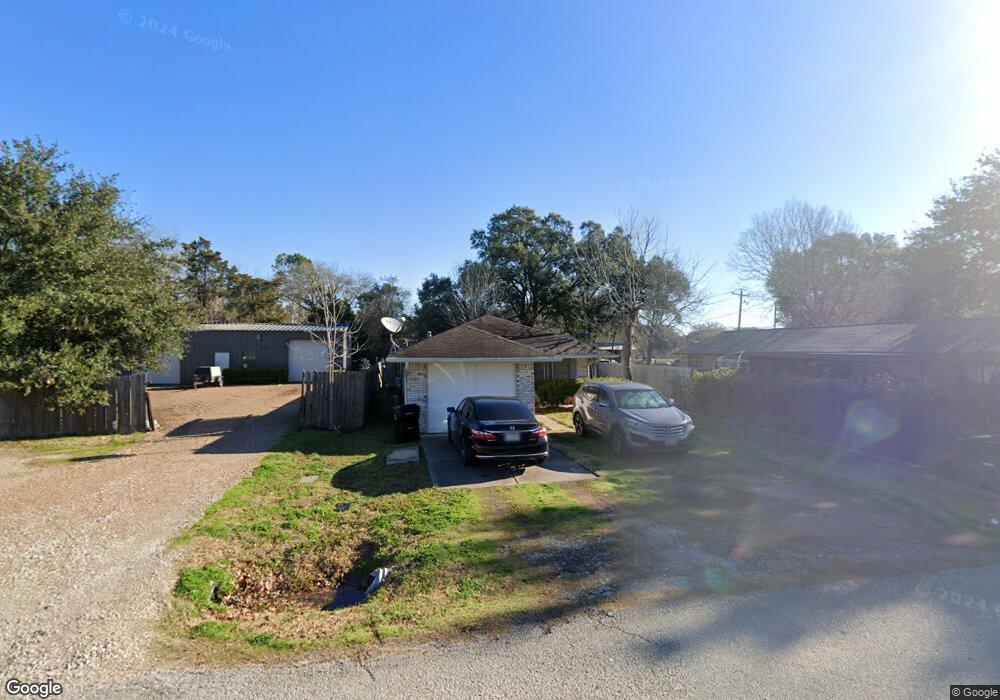 409 S 7th St, Beasley, TX 77417 - photo 1