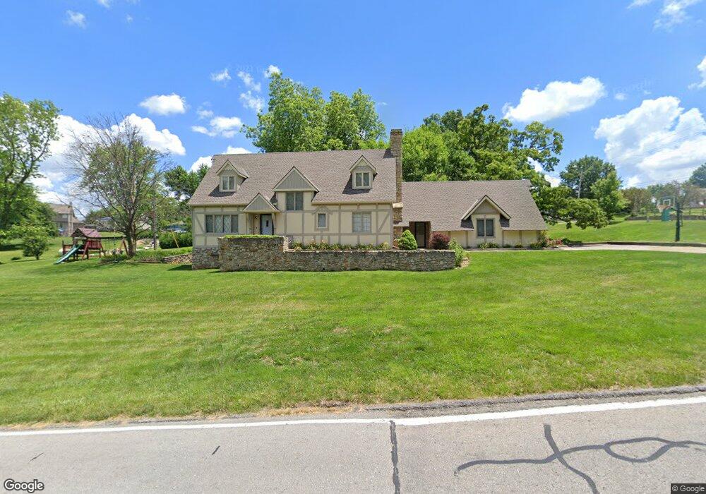 5475 Clare Rd, Shawnee, KS 66226 - photo 1