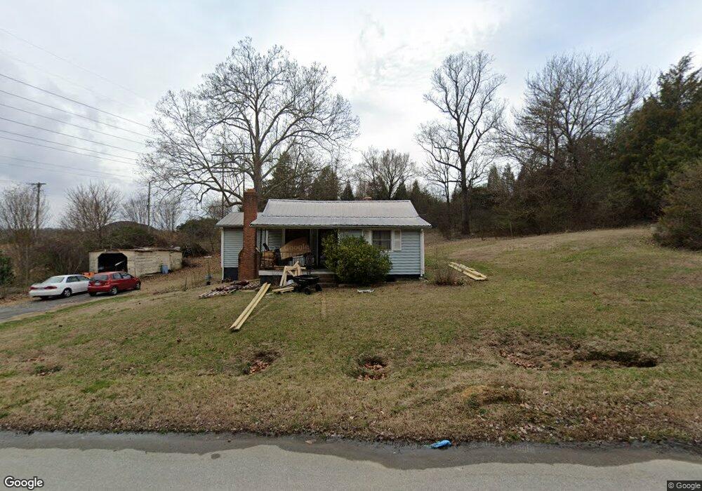 1308 Jackson Lake Rd, High Point, NC 27263 - photo 1