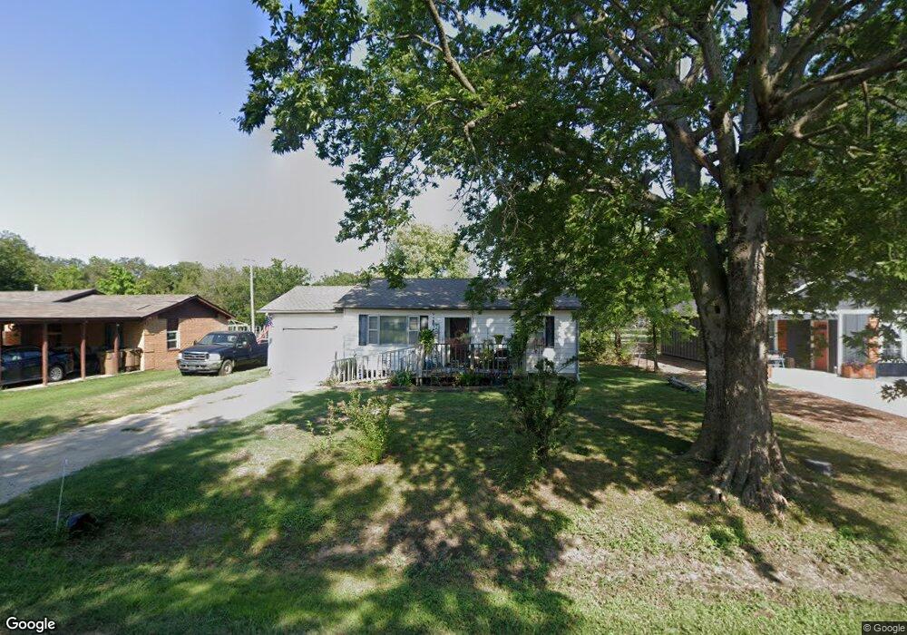 624 S Chickasaw St, Haskell, OK 74436 - photo 1