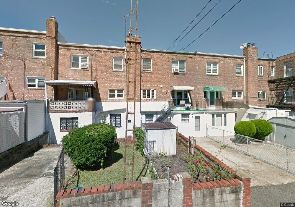 2011 33rd St, Astoria, NY 11105 - photo 1