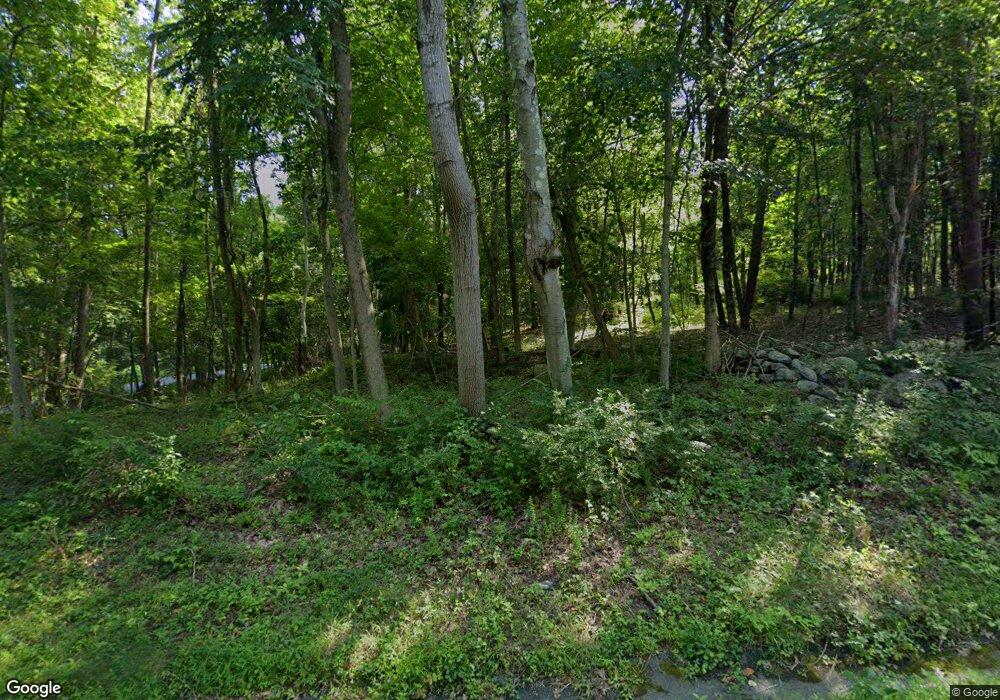 82 Ebenezer Ln, Pound Ridge, NY 10576 - photo 1