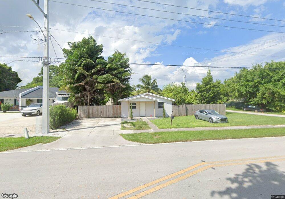 11301 SW 220th St, Miami, FL 33170 - photo 1