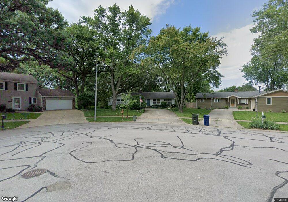 1717 Shagbark Ct, Naperville, IL 60565 - photo 1