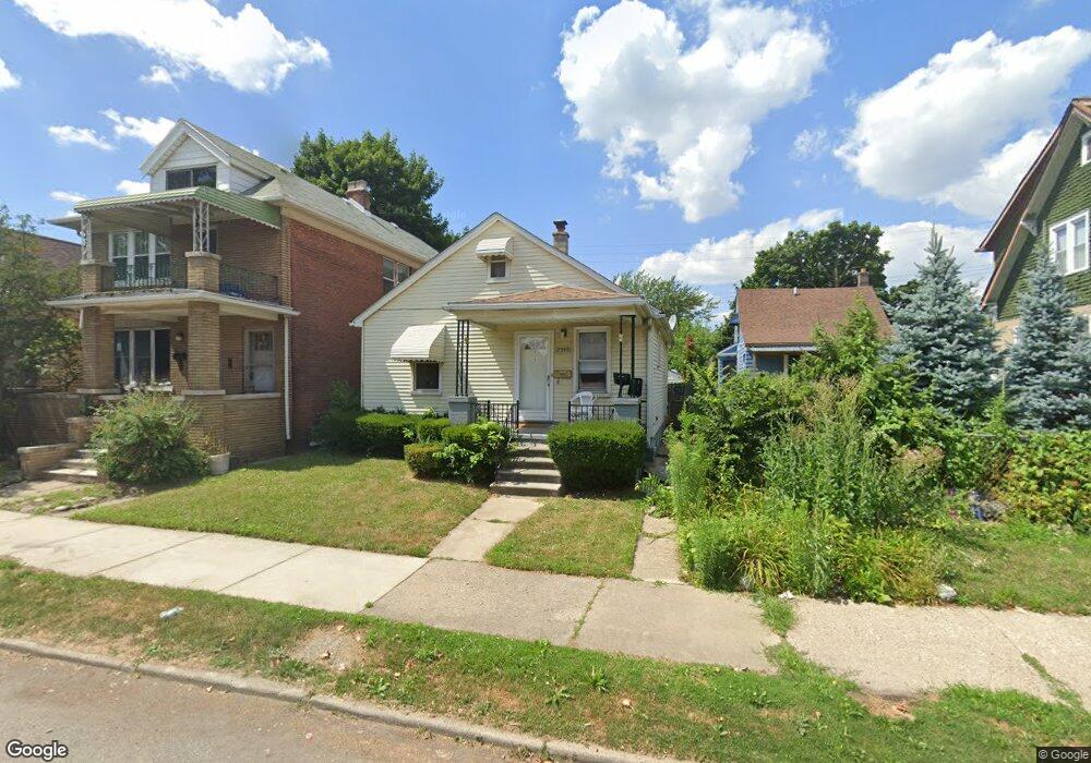 2353 Botsford St, HamtraMcK, MI 48212 - photo 1