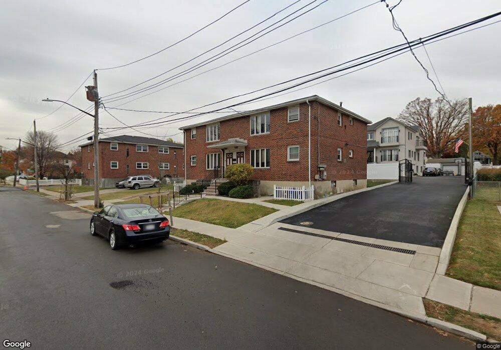 54 Kissel Ave, Staten Island, NY 10310 - photo 1