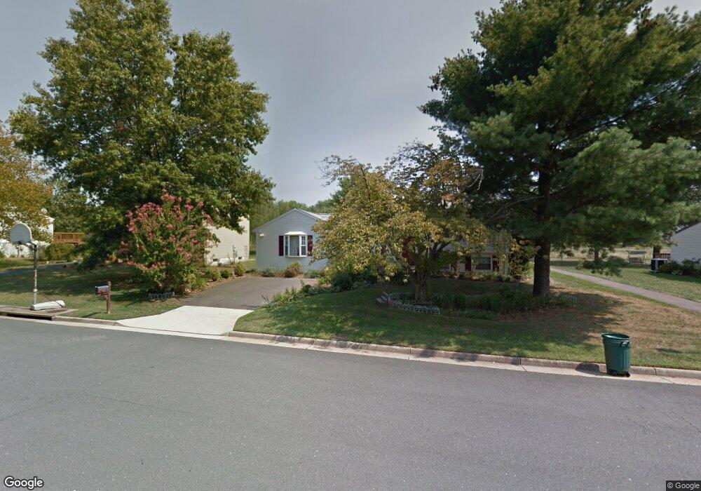 3009 Gatepost Ln, Herndon, VA 20171 - photo 1