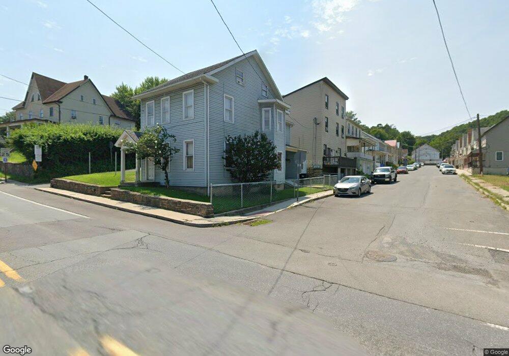 109 Jamestown St unit 111, Lehighton, PA 18235 - photo 1