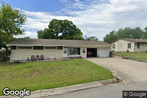 306 5th St, Pilot Grove, MO 65276