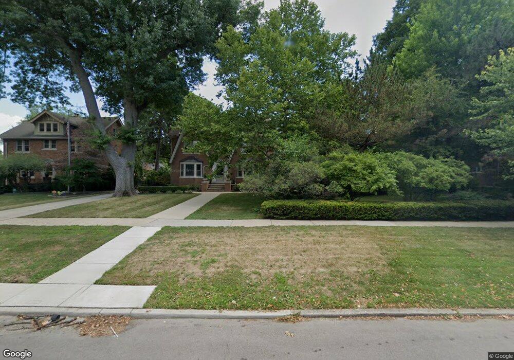 1352 Balfour St, Grosse Pointe Park, MI 48230 - photo 1