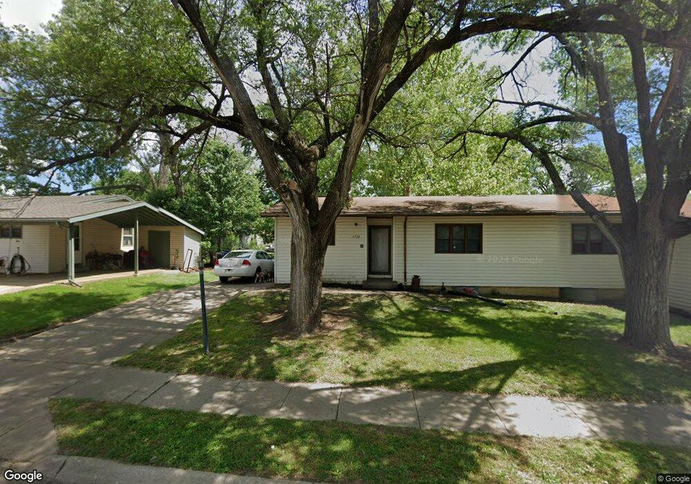 6724 SW Greencastle Dr, Topeka, KS 66619 - photo 1