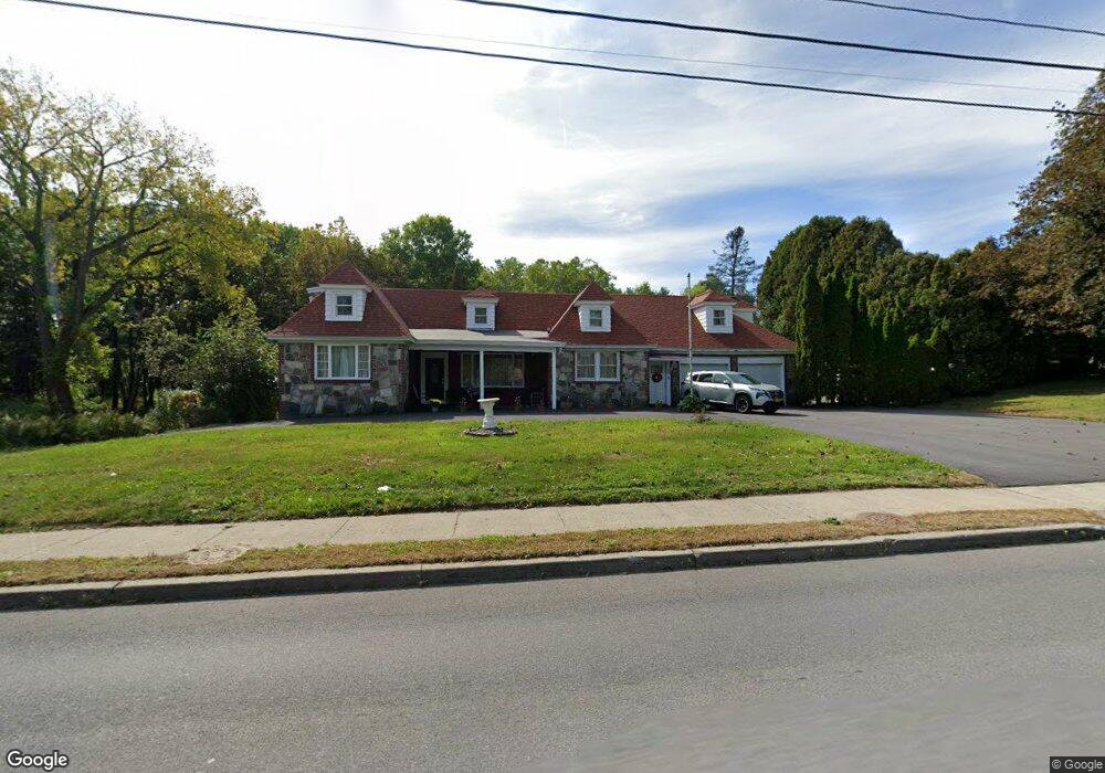 2478 Troy-Schenectady Rd, Niskayuna, NY 12309 - photo 1