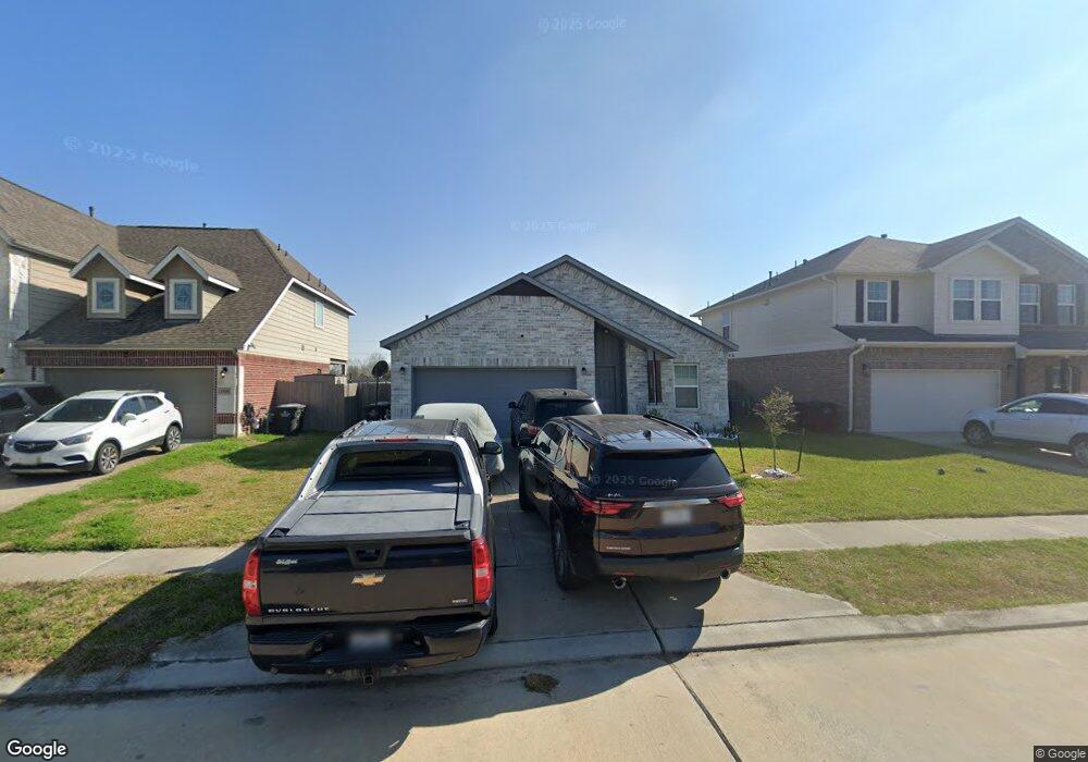 1526 Barras St, Alvin, TX 77511 - photo 1