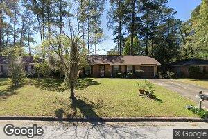 9513 Dunwoody Dr, Savannah, GA 31406