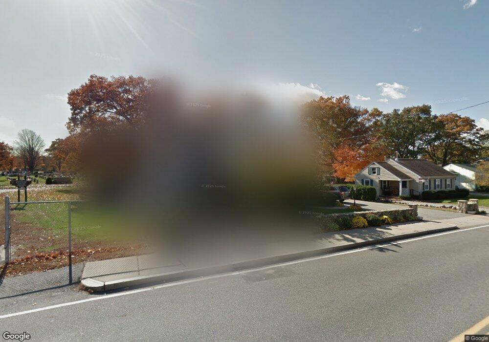 33 Beach St, Woburn, MA 01801 - photo 1