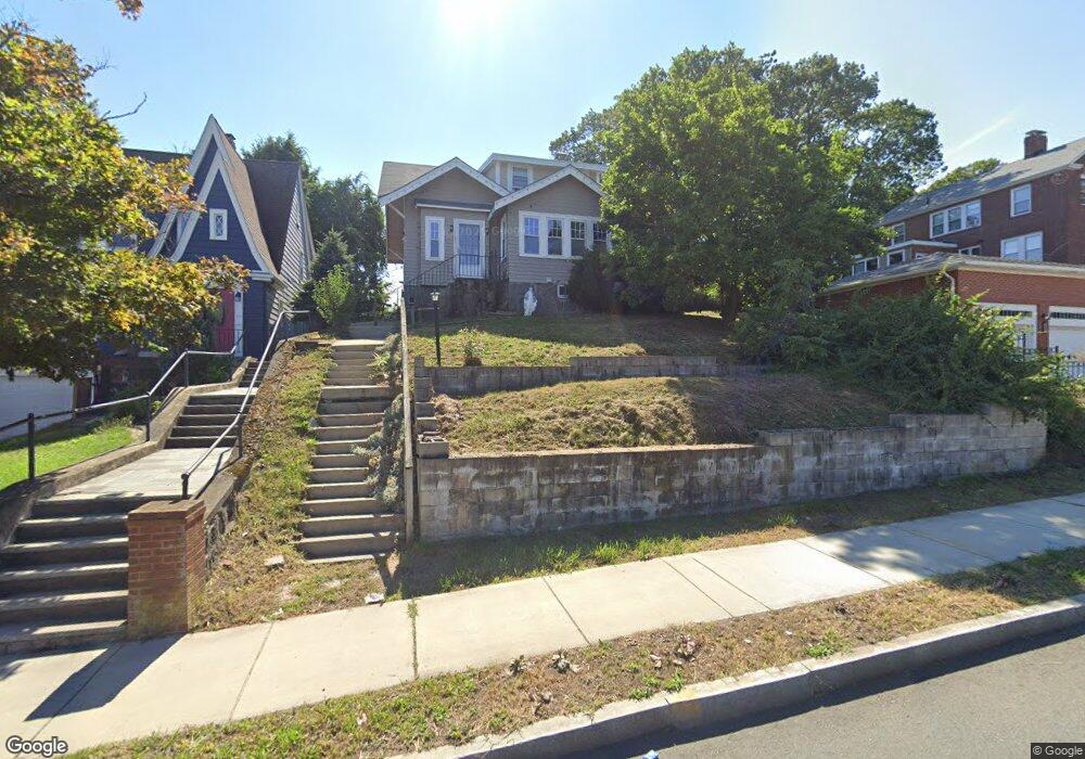 1441 Quincy Shore Dr, Quincy, MA 02169 - photo 1