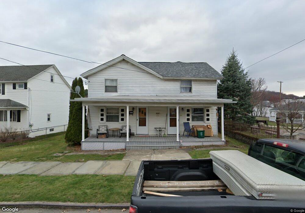 172 Pine St unit 174, Archbald, PA 18403 - photo 1