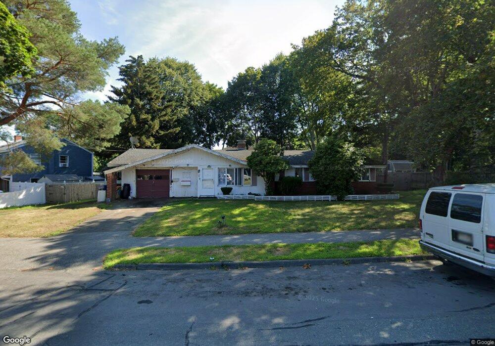 32 N Shetland Rd, Danvers, MA 01923 - photo 1