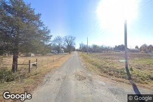 10 N Seamon Ave, Dustin, OK 74839