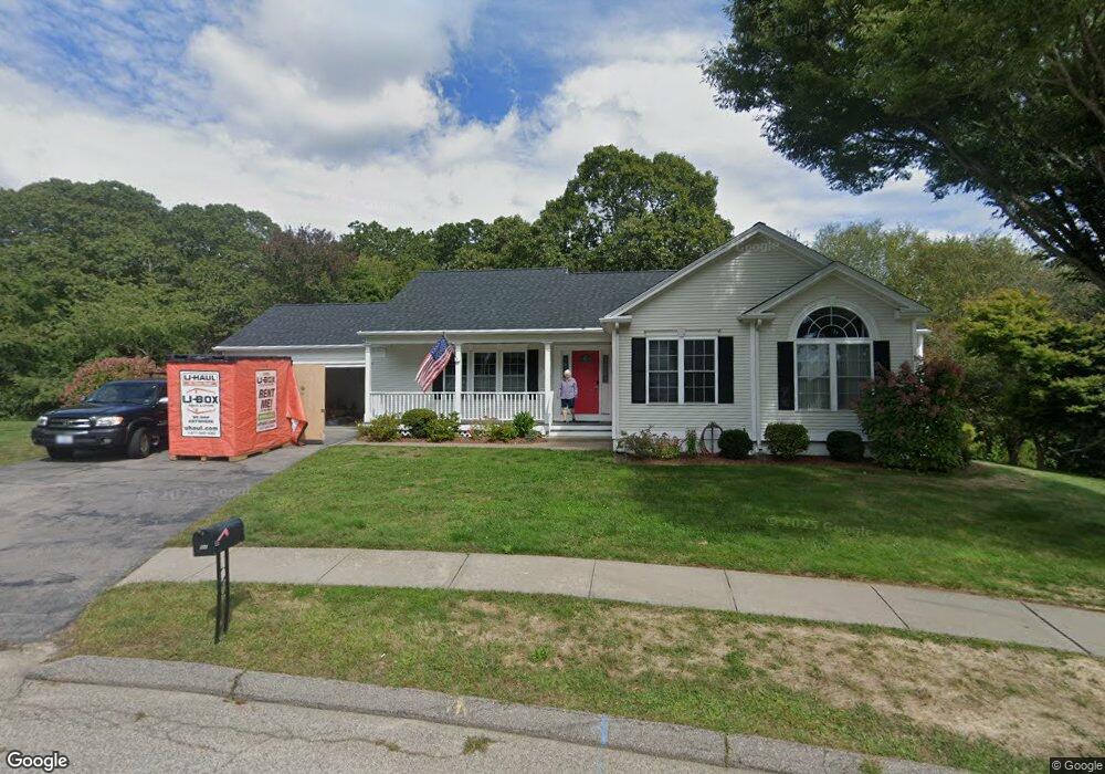 52 Tum-A-lum Cir, Westerly, RI 02891 - photo 1