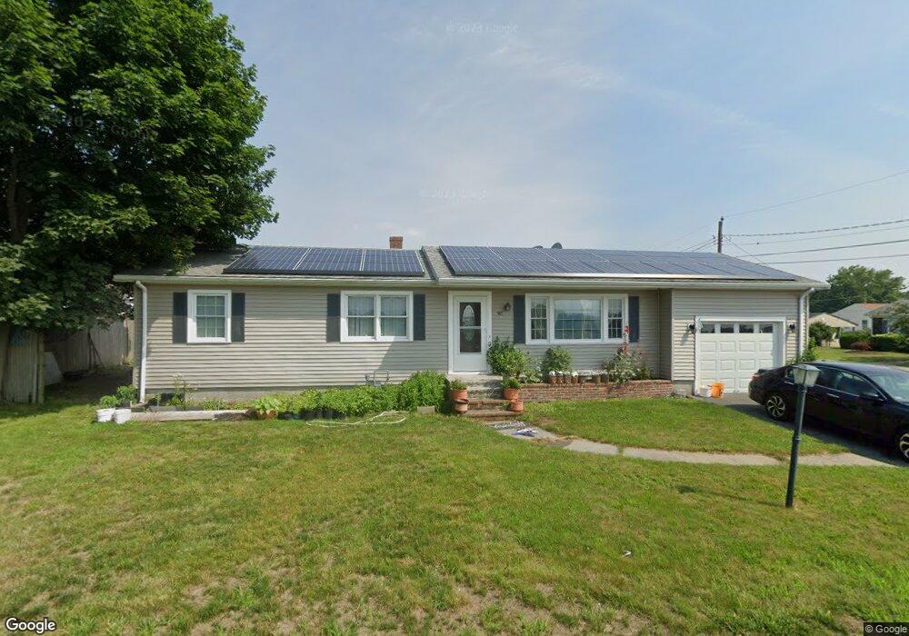 945 Allen St, North Dartmouth, MA 02747 - photo 1