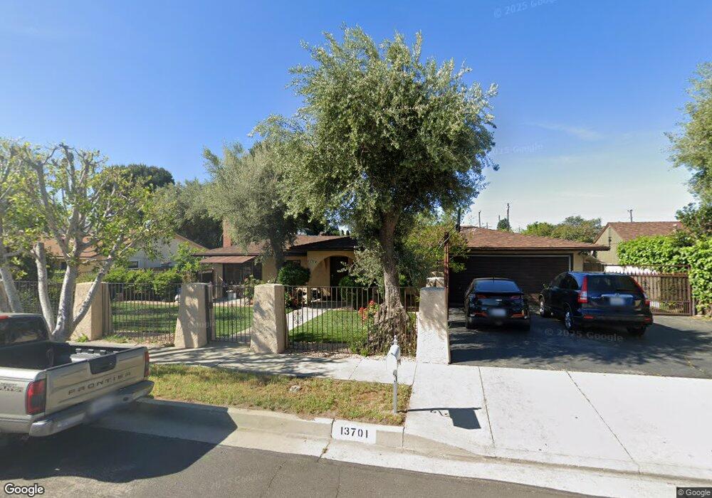 13701 Fellows Ave, Sylmar, CA 91342 - photo 1