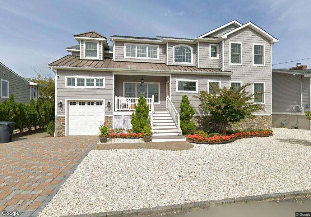 324 Cutter Ln, Mantoloking, NJ 08738 - photo 1