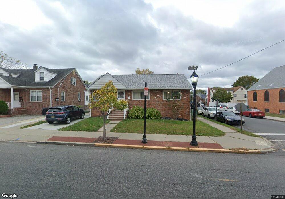 703 Roosevelt Ave, Carteret, NJ 07008 - photo 1