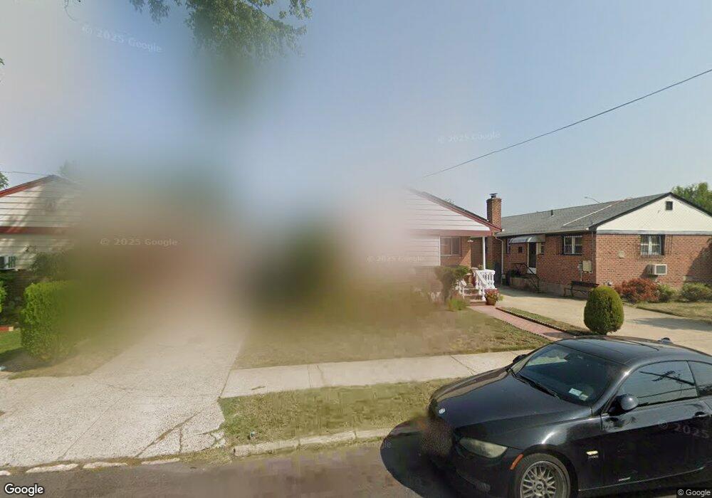 23211 129th Ave, Springfield Gardens, NY 11413 - photo 1