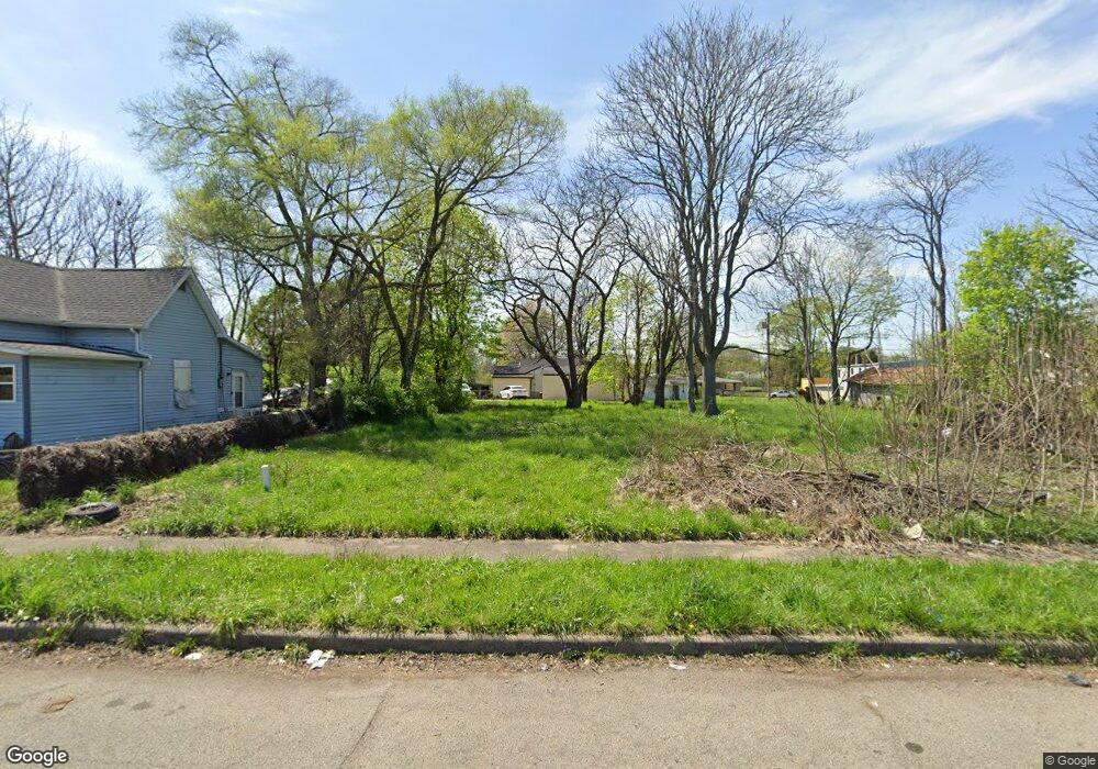 2215 Locust St, Anderson, IN 46016 - photo 1