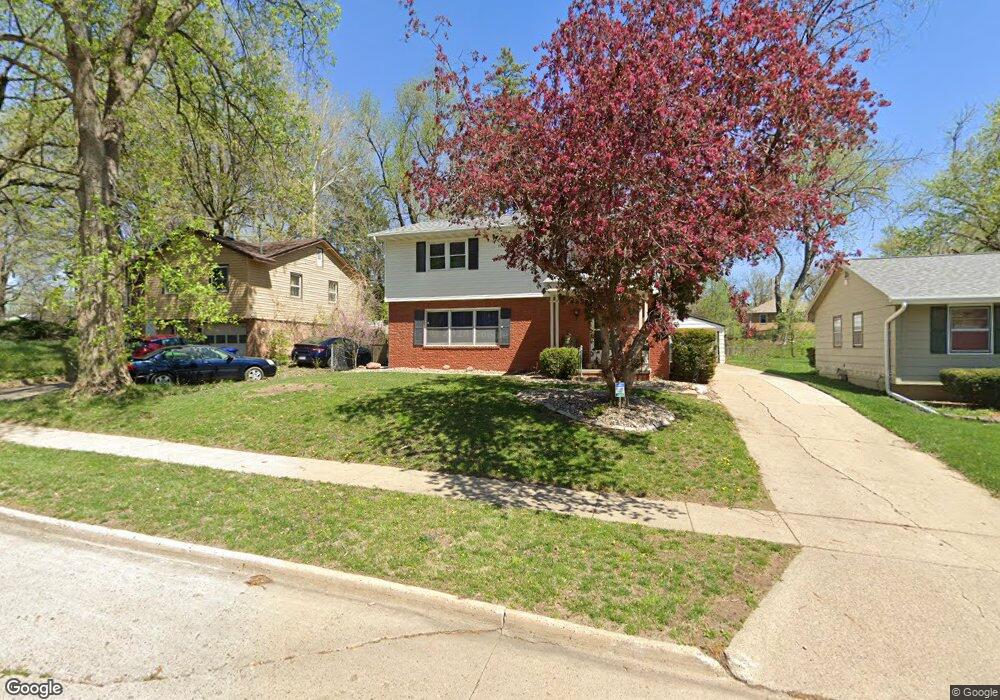 2703 54th St, Des Moines, IA 50310 - photo 1