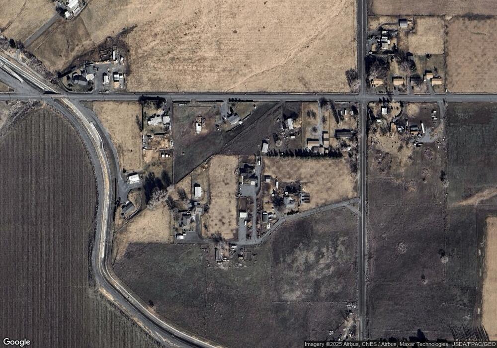 1026 Beane Rd, Moxee, WA 98936 - photo 1