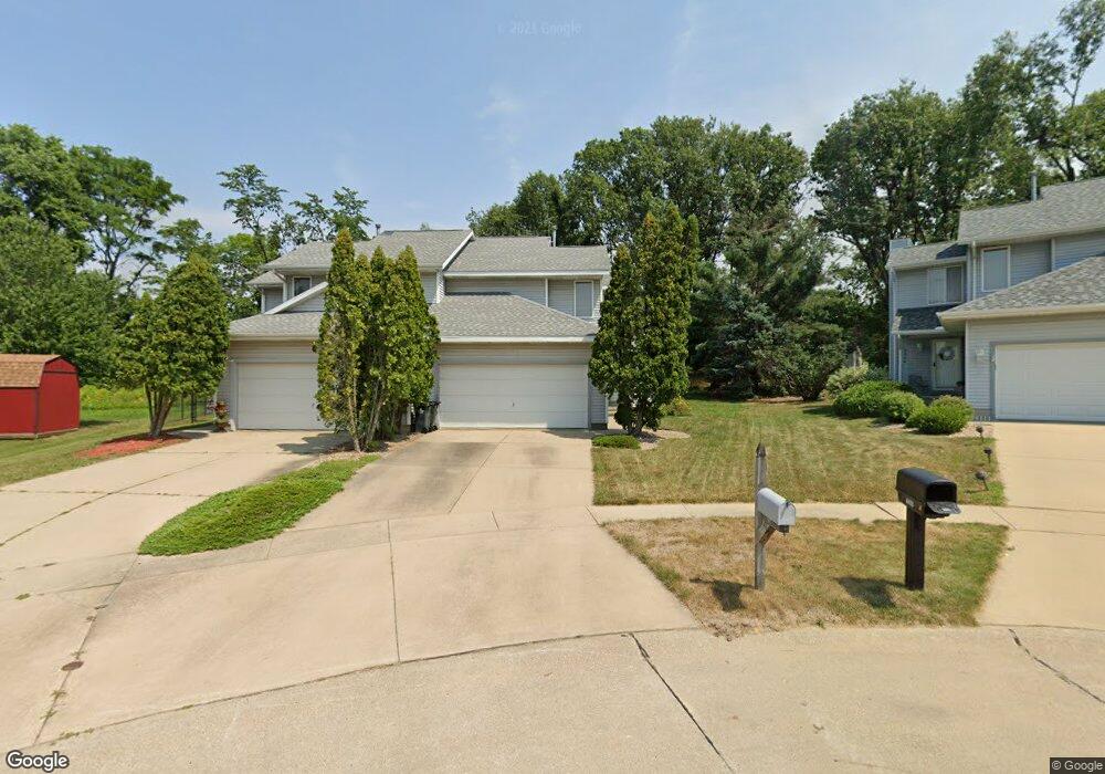 2506 Ellis View Ct NW, Cedar Rapids, IA 52405 - photo 1