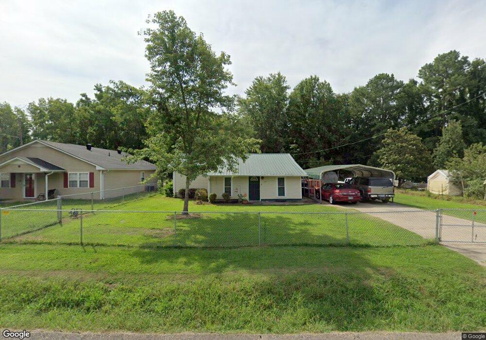 1207 Charles Dr, Jonesboro, AR 72401 - photo 1