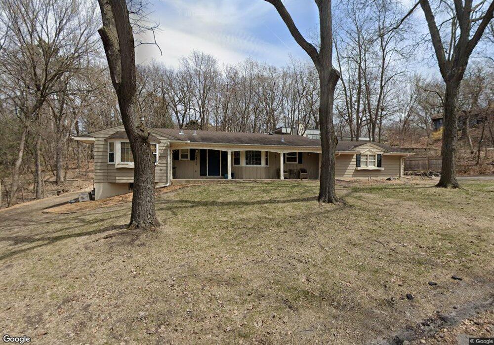 15726 Woodgate Rd S, Minnetonka, MN 55345 - photo 1