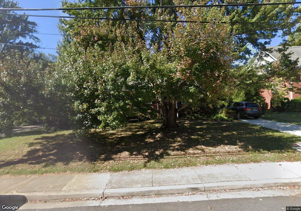 300 S Oak St, Falls Church, VA 22046 - photo 1