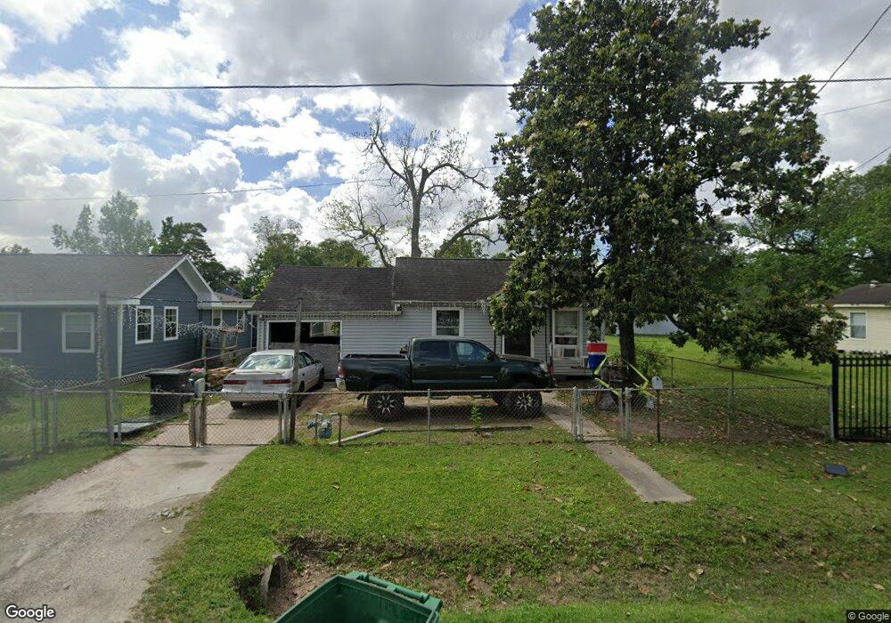1314 Charnwood St, Houston, TX 77022 - photo 1